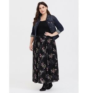 TORRID Black Gold Floral Chiffon Maxi Dress 4X